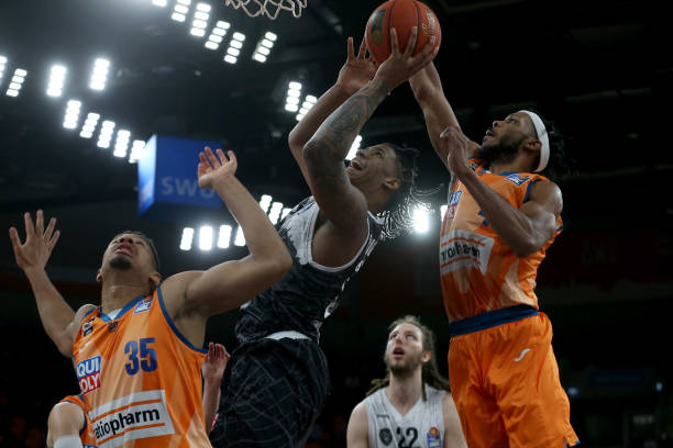 在多场高强 在多场高强