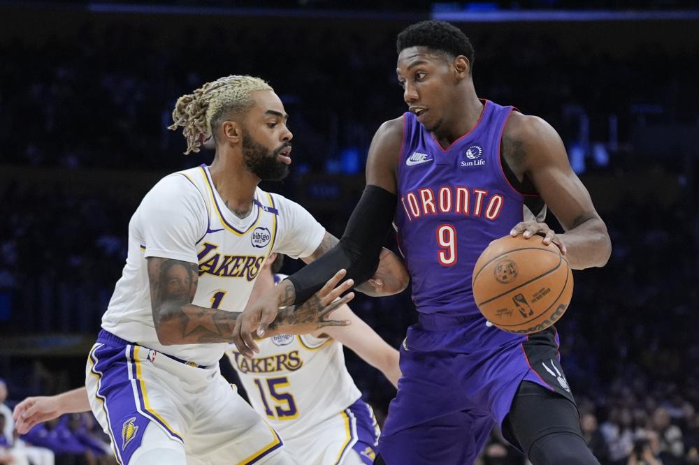 莱诺逐渐被 莱诺逐渐被